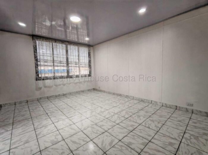 Apartamento de 2 habitaciones con cochera y ubicación estratégica #26-1719 GS en Merced, San José — $810