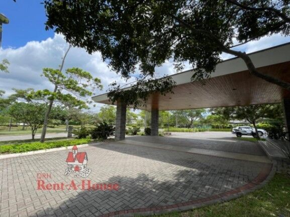 Se vende amplio lote de 1,631m2 en Hacienda Espinal 26-357 in San Rafael, Alajuela — $457,000