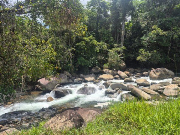 2 Casitas en Rio Pristina con 2.7 Hectares de Potrero en Brunka, Buenos Aires, Puntarenas — $190,000