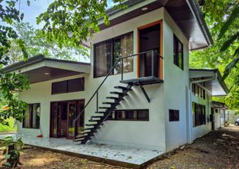 Casa Río – Casa Moderna Cerca de Dominical in Savegre, Quepos, Puntarenas — $299,999 - Photo 3 of 7