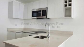 Se alquila apartamento en Tibás San José 26-2149 en Cinco Esquinas, Tibás, San José — $1,200 - Foto 4 de 24