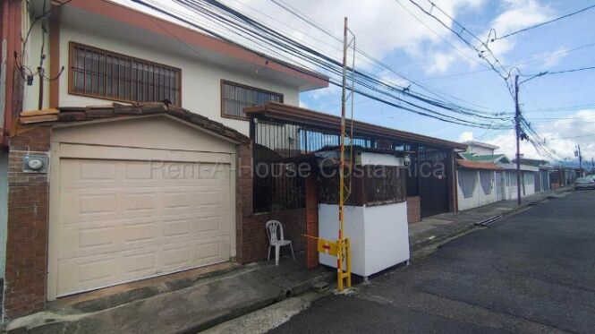 Alquiler de Apartamento en Montes de Oca-San Pedro. RAH 27-130 in San Pedro, Montes De Oca, San José — ₡ 350 000