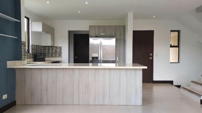 Venta de Casa en Montes de Oca, San José. RAH 26-566 in Sabanilla, Montes De Oca, San José — $375,000