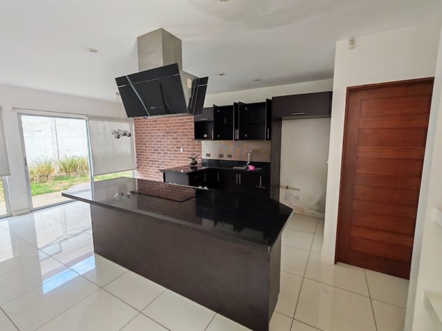 Venta de Casa en Condominio en Curridabat, San José in Curridabat, San José — ₡ 116 520 000