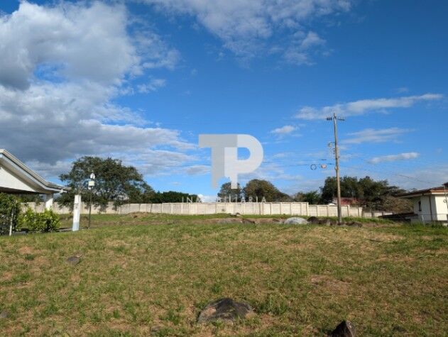 SE VENDE LOTE EN CONDOMINIO CERCA DEL COYOL EN LA GARITA DE ALAJUELA SCG21 in Alajuela — ₡ 49 900 000