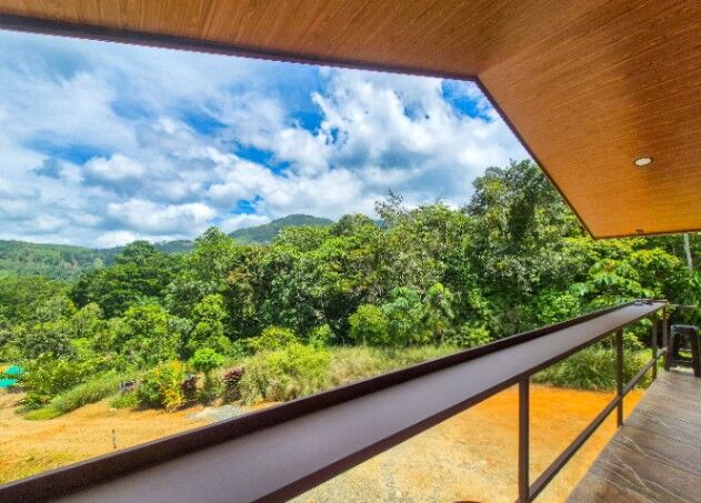 Refugio de Montaña Cerca del Chirripó en San Pedro, Pérez Zeledón, San José — $129,999