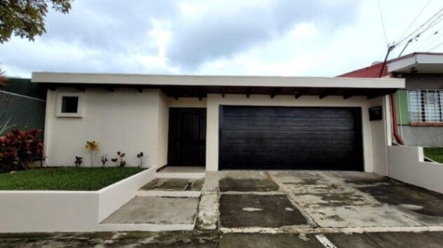 Alquiler de Casa en Granadilla de Curridabat. RAH 26-1108 PRECIO REBAJADO in Granadilla, Curridabat, San José — $2,100