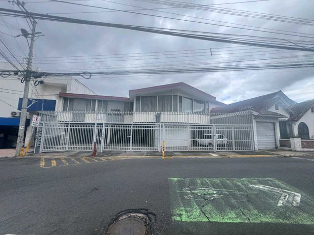 OPORTUNIDAD DE INVERSIÓN, EDIFICIO MULTIFAMILIAR. in Carmen, San José — $1,175,000,000 - Photo 2 of 38