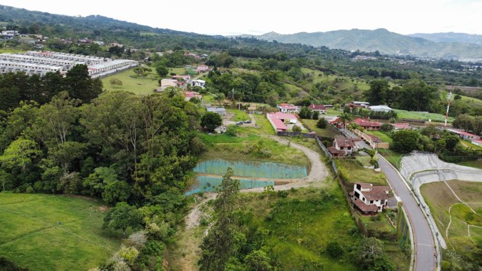 Enfoque para Desarrolladores (Negocios) in Mata de Plátano, Goicoechea, San José — $1,770,909 - Photo 2 of 18
