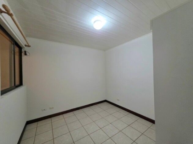 Venta de Apartamento en Montes de Oca, San José. RAH 26-1371 en San Rafael, Montes De Oca, San José — ₡ 45 600 000