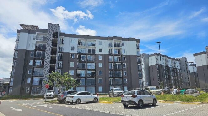 Alquiler de Apartamento en Sânchez de Curridabat. RAH 25-1761 in Sánchez, Curridabat, San José — $1,200