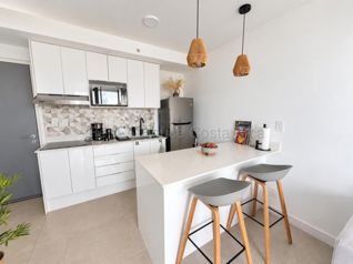 Venta de Apartamento Amueblado en Sky Garden Nunciatura. RAH 27-703 - Foto 2 de 3