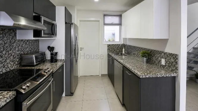 Venta de Elegante Townhouse con Amplios Espacios en Montes de Oca #27-176 GS in San Rafael, Montes De Oca, San José — $276,000 - Photo 3 of 12