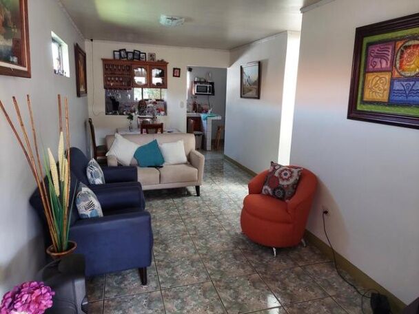 MMLS-25-175 LS VENTA CASA CON APARTAMENTO DESAMPARADOS ALAJUELA CONTACRENOS AL # 86127562 en San José, Alajuela — ₡ 80 000 000