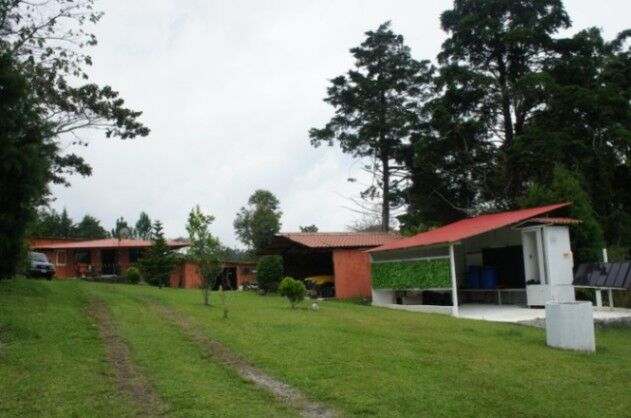 MLS-25-1038 VENTA PROPIEDAD CON 2 CASAS SAN RAFAEL HEREDIA en San Rafael, Heredia — $695,000