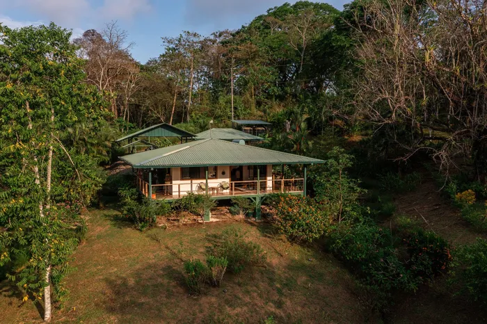 Propiedad de Inversión en Venta en Hacienda Okhra – Amplio Terreno in Cóbano, Puntarenas — $595,000