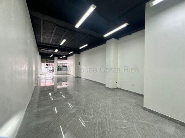 Se alquila local comercial en Catedral San José 26-2161 in Catedral, San José — $1,200