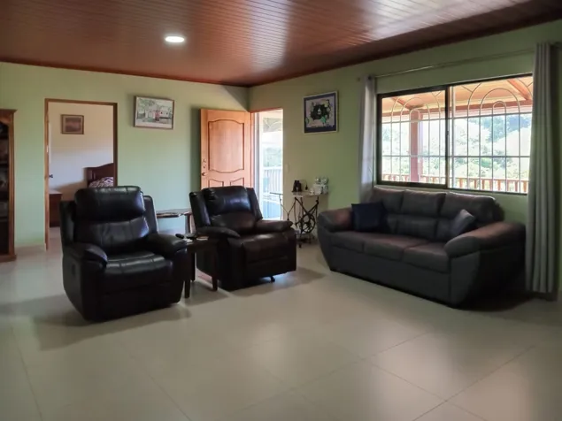 FULLY LANDSCAPED PROPERTY- OCEAN VIEW in Parrita, Puntarenas — $235,000 - Photo 3 of 15