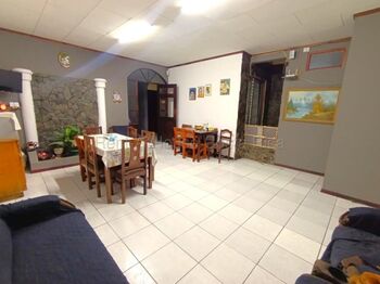 VENTA DE CASA ESPACIOSA EN EL TEJAR DEL GUARCO CERCA DE TODO. en El Tejar, El Guarco, Cartago — 85 000 000 ₡ - Foto 5 de 11