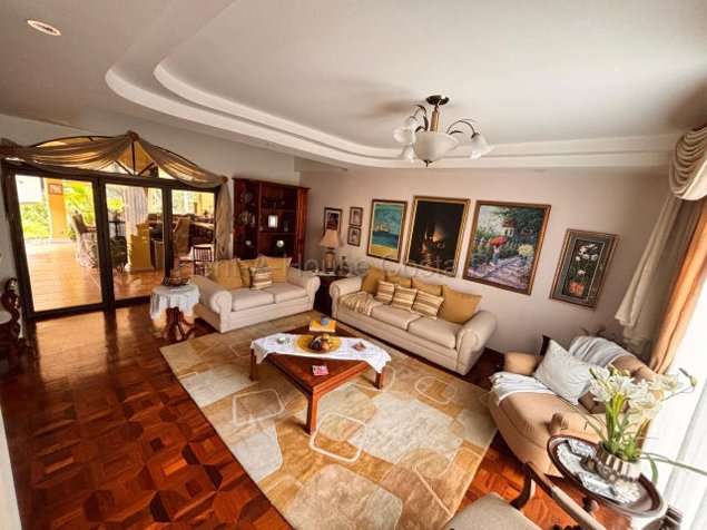 Venta de Hermosa Casa en Santa Ana / Mls. 26-1673 OFC JB in Pozos, Santa Ana, San José — $850,000 - Photo 3 of 9