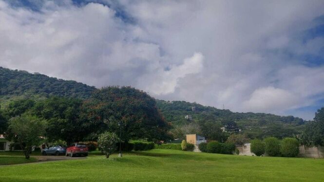 "Lote de Lujo en Santa Ana: Tranquilidad y Comodidad en un Solo Lugar" in Piedades, Santa Ana, San José — $320,000