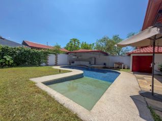 Venta de propiedad con piscina en Esparza, Puntarenas
