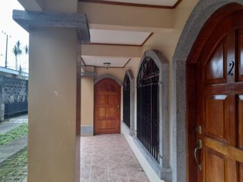 Buscas Invertir ? Tengo esta opción para tí " Edificio de 8 Apartamentos en Ubicación Céntrica". in Guápiles, Pococí, Limón — 150 000 000 ₡ - Photo 4 of 14