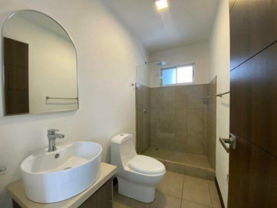 Se alquila apartamento amoblado en condominio de Ulloa Heredia 25-2045 in Ulloa, Heredia — $1,100