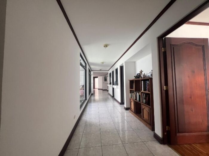 Venta de Casa en San Vicente de Moravia. RAH 25-1861 in San Vicente, Moravia, San José — $525,000