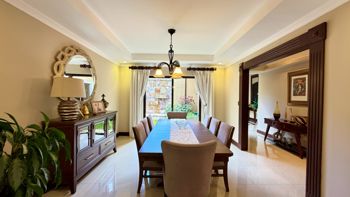 Venta casa de lujo con amplias áreas sociales, Curridabat. (FE) in Granadilla, Curridabat, San José — $975,000 - Photo 2 of 19