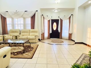Casa en renta con piscina privada en Cariari, Belén | US$2.900 in La Asunción, Belén, Heredia — $2,900 - Photo 3 of 15