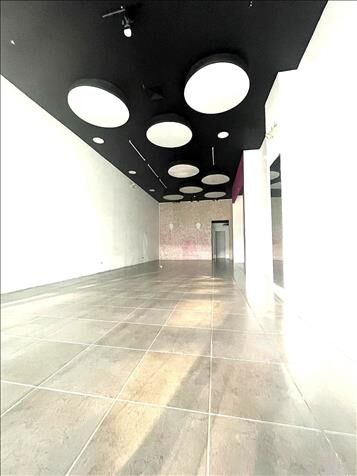 ALQUILER DE LOCAL, HEREDIA, MALL PASEO DE LAS FLORES in Heredia — $2,000