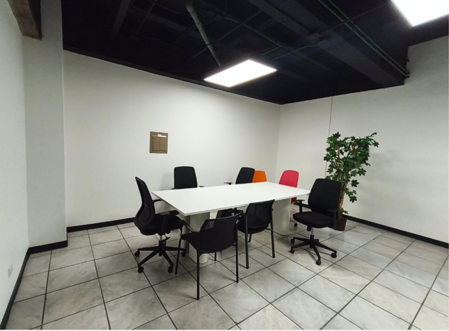 Local Comercial en Alquiler en San José Centro en Carmen, San José — ₡ 300 000 - Foto 3 de 6