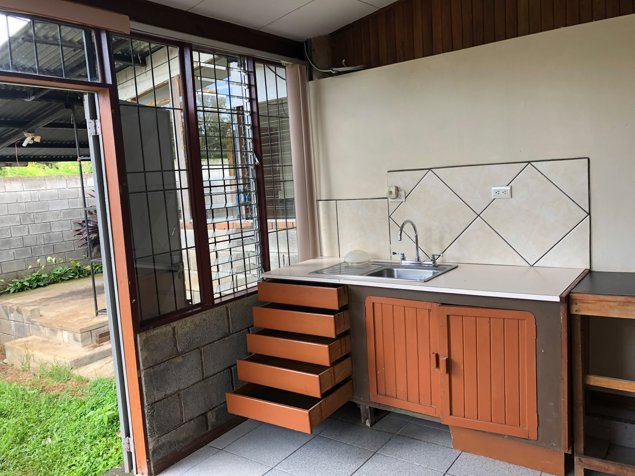 ALQUILER DE APARTAMENTO, HEREDIA, SAN ISIDRO, CALLE CHAVES in San Isidro, Heredia — ₡ 240 000