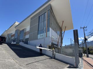 Venta de Ofibodega comercial en Escazú en Escazú, San José — $350,000 - Foto 2 de 15