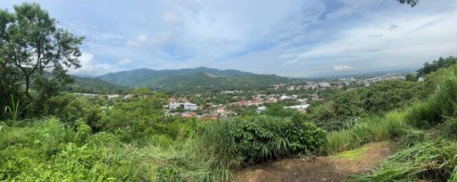 Se vende lote de 1,907m2 en carretera vieja Santa Ana 25-1356 en Santa Ana, San José — ₡ 100 000 000