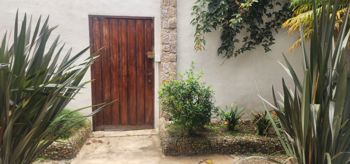 Casa de cuatro habitaciones en Escazú con vistas espectaculares en San Rafael, Escazú, San José — $485,000 - Foto 2 de 35