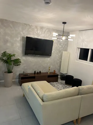 Alquiler de Apartamento Amueblado en la Uruca en Uruca, San José — $1,350 - Foto 2 de 10