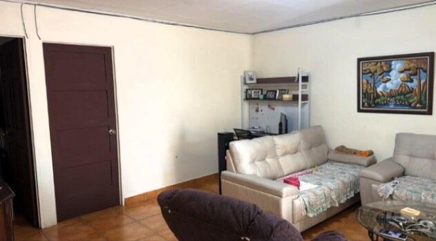 Venta de Propiedad con 3 Unidades , Oportunidad de Inversión en San Vicente de Moravia.  RAH 26-380 in San Vicente, Moravia, San José — $355,000