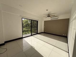 Alquiler o Venta de apartamento en condominio en primera planta in Pozos, Santa Ana, San José — $390,000 - Photo 4 of 11