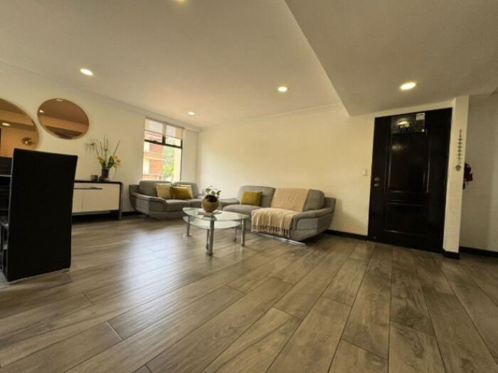 VENDO APARTAMENTO EN ESCAZÚ, SAN JOSÉ. en Escazú, San José — $250,000