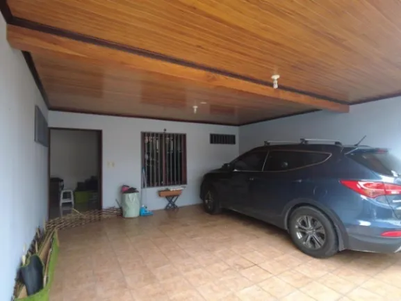 Casa con 6 habitaciones ubicada en Santo Domingo de Heredia in Santo Domingo, Heredia — $290,000 - Photo 3 of 13