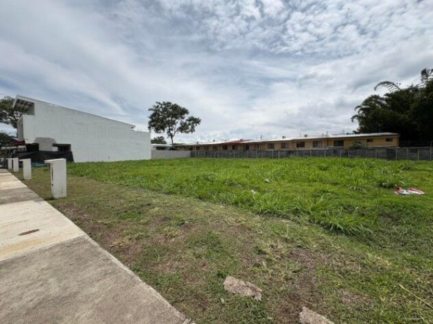 Venta de Lote en Santa Ana, San José. RAH 25-1973 in Santa Ana, San José — $144,000