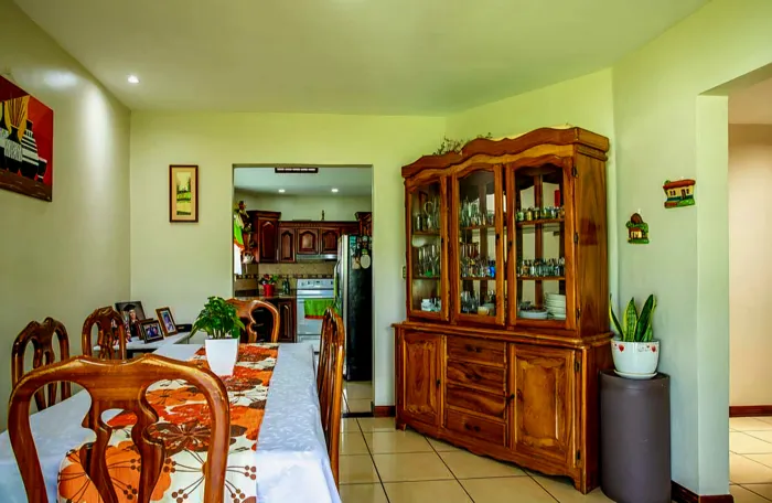 Hermosa Casa en Condominio - San Ramón en San Ramón, Alajuela — ₡ 179 000 000 - Foto 3 de 7