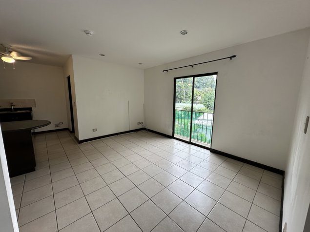 Apartamento en Ciudad Colón in Colón, Mora, San José — $800 - Photo 2 of 14