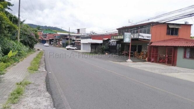 Venta de Lote en Alajuela. RAH 26-2115 Oportunidad de Inversión-Uso de Suelo Residencial. in Alajuela — ₡ 42 000 000