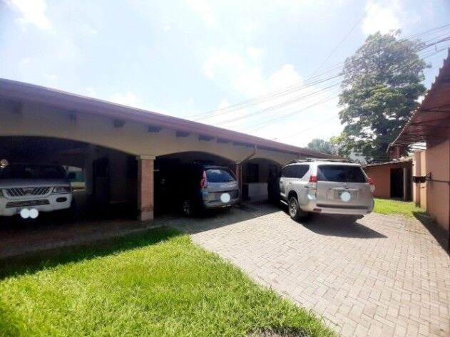 Venta de Cómoda Casa en El Coyol de Alajuela / Mls. 25-1431 OFC JB in San José, Alajuela — $272,000