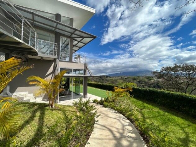 CASA EN VENTA, ALAJUELA, COD#26-17 en San Antonio, Alajuela — ₡ 68 000 000