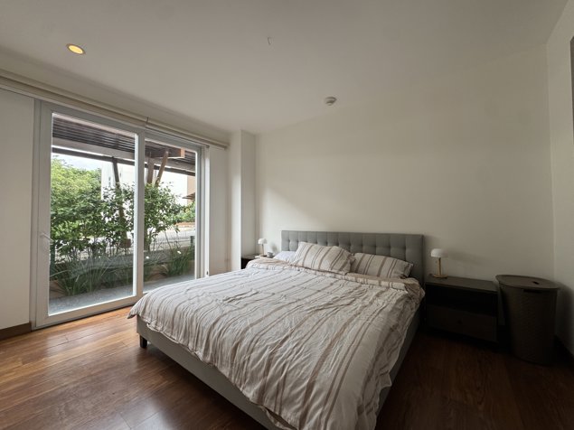 Venta de apartamento amoblado en Condominio Distrito 4 Residencias en Escazú, San José — $220,000 - Foto 3 de 15