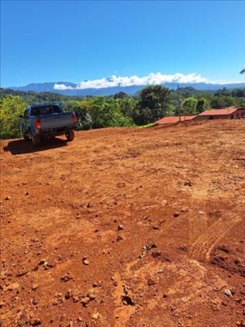 LOTE CON INCREÍBLES VISTAS AL CHIRRIPÓ en Páramo, Pérez Zeledón, San José — ₡ 8 500 000